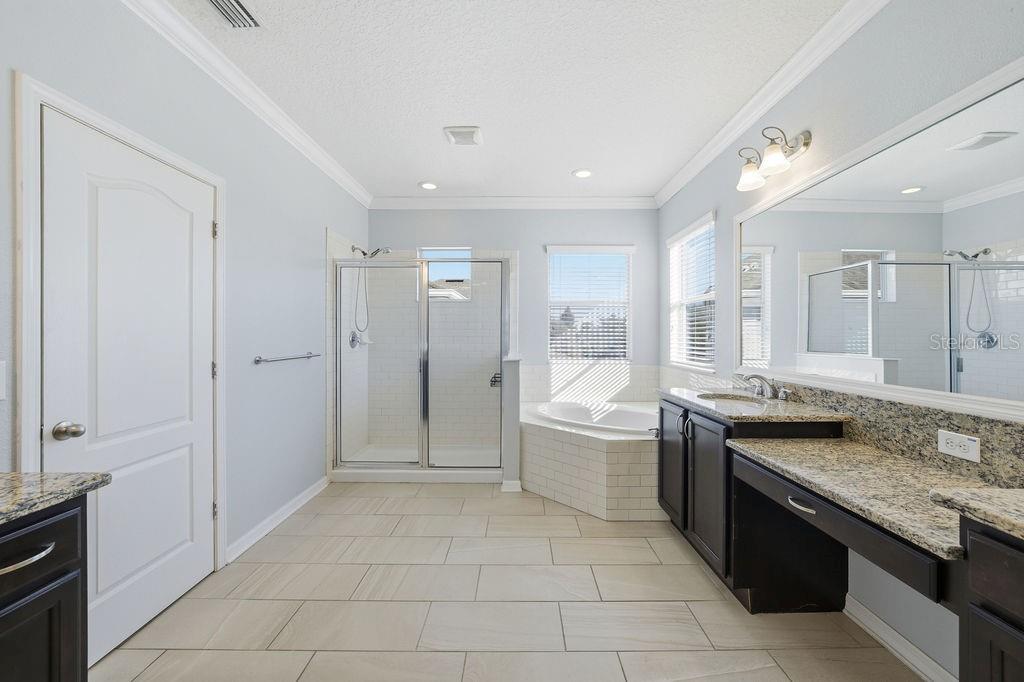 Image 52 of 88 For 10534 Lake Seminole Terrace