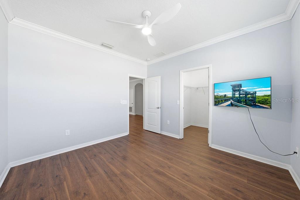 Image 70 of 88 For 10534 Lake Seminole Terrace