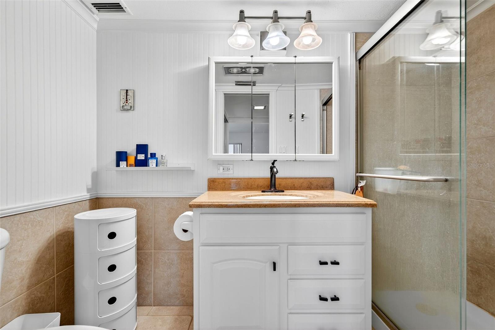 Image 10 of 36 For 2100 Benjamin Franklin Drive 203