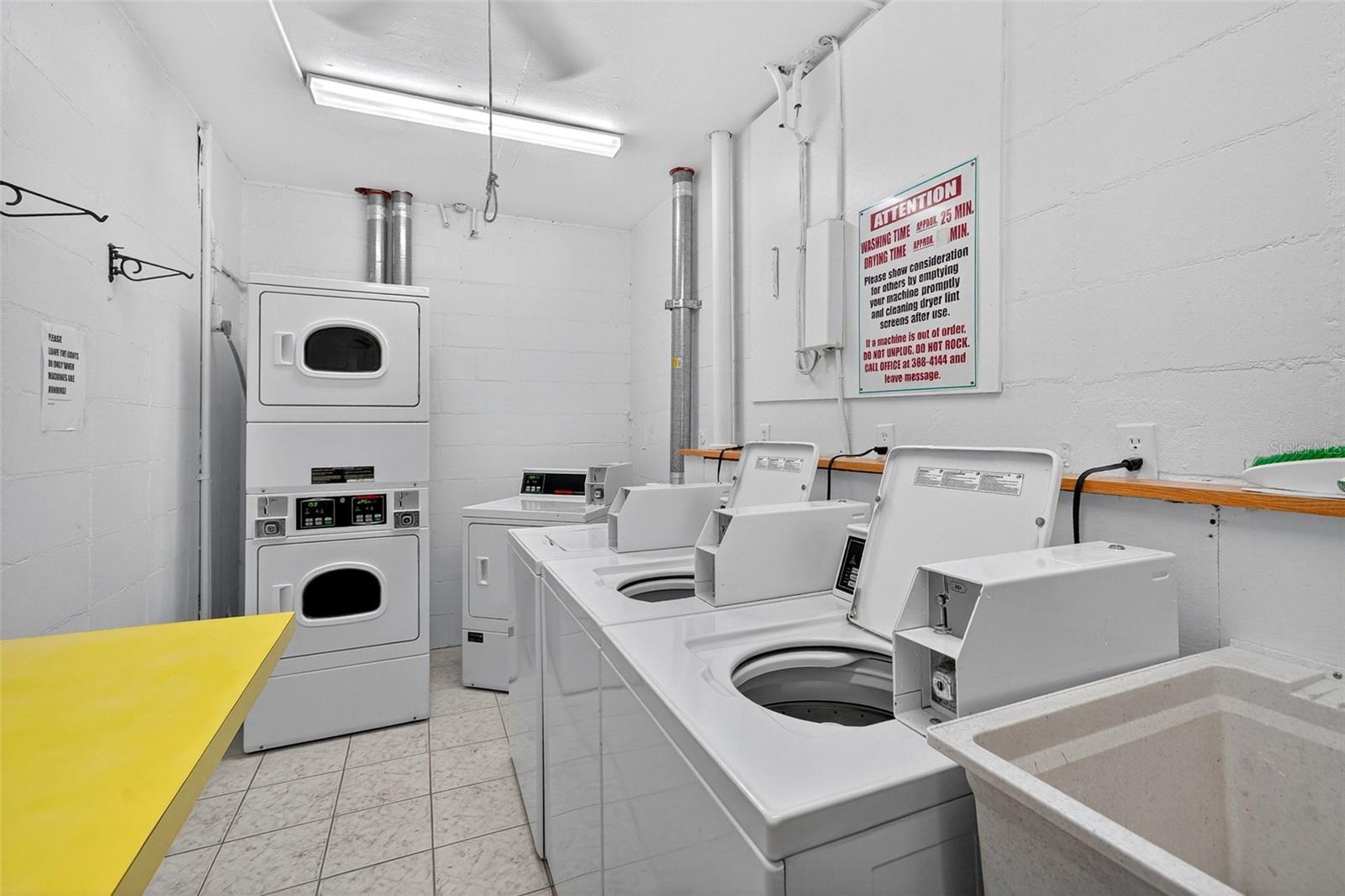 Image 13 of 36 For 2100 Benjamin Franklin Drive 203