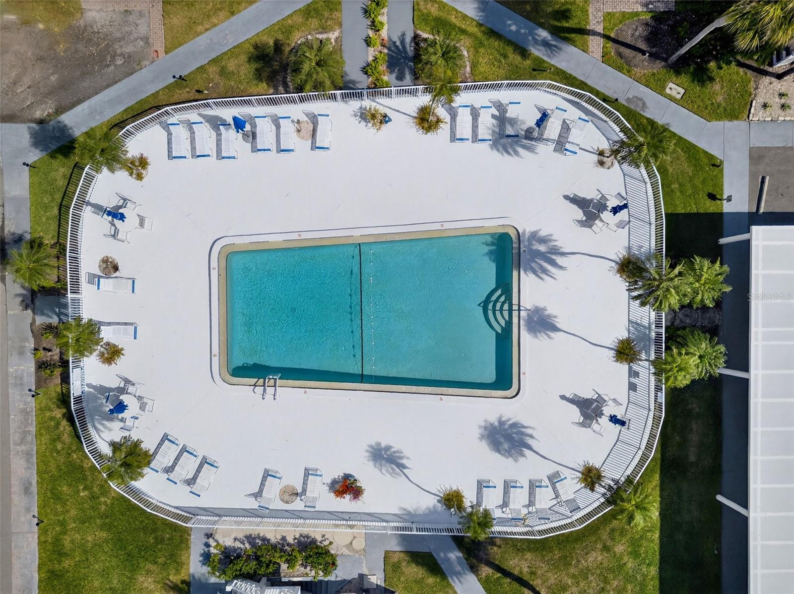 Image 15 of 36 For 2100 Benjamin Franklin Drive 203