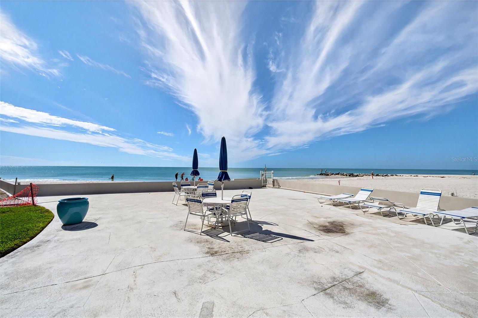 Image 16 of 36 For 2100 Benjamin Franklin Drive 203