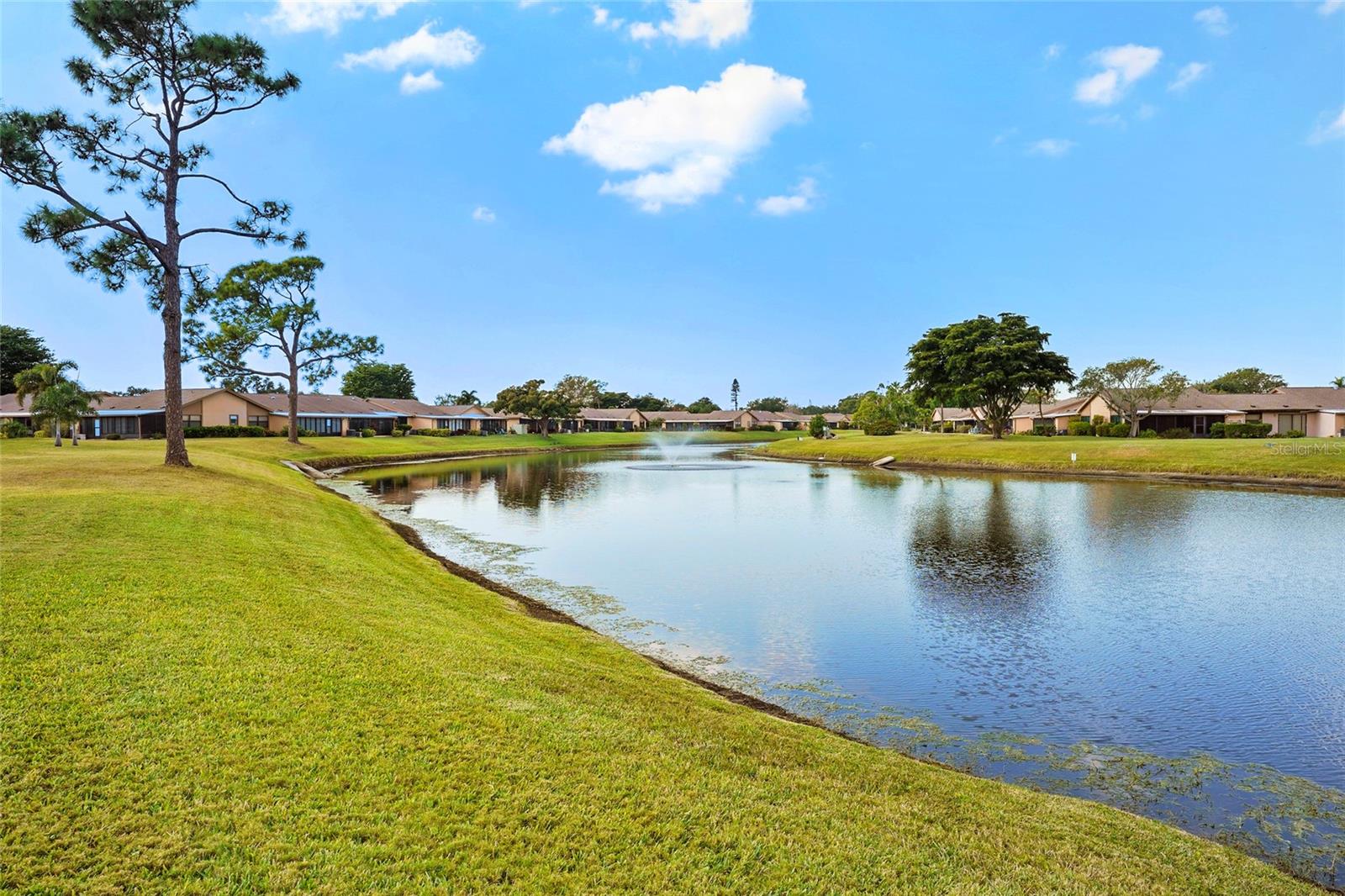 Image 12 of 64 For 6104 29th Avenue W 1