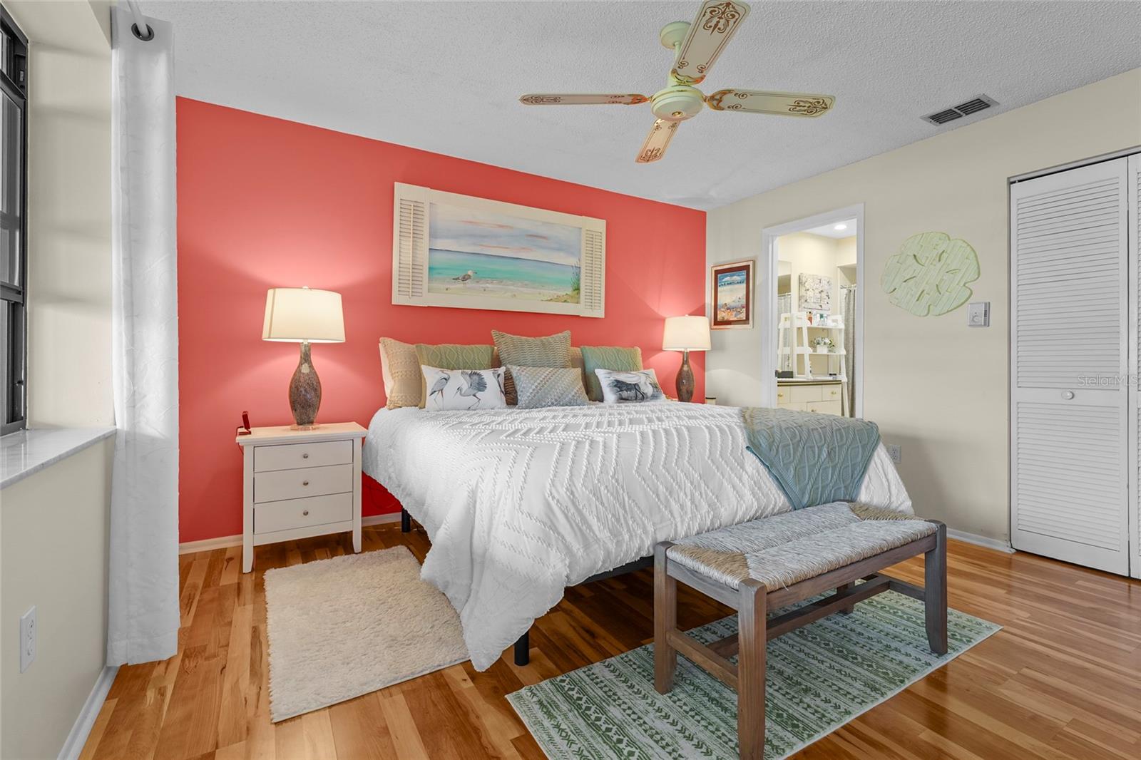 Image 29 of 64 For 6104 29th Avenue W 1