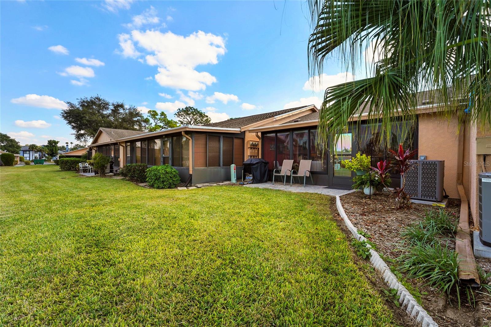 Image 37 of 64 For 6104 29th Avenue W 1