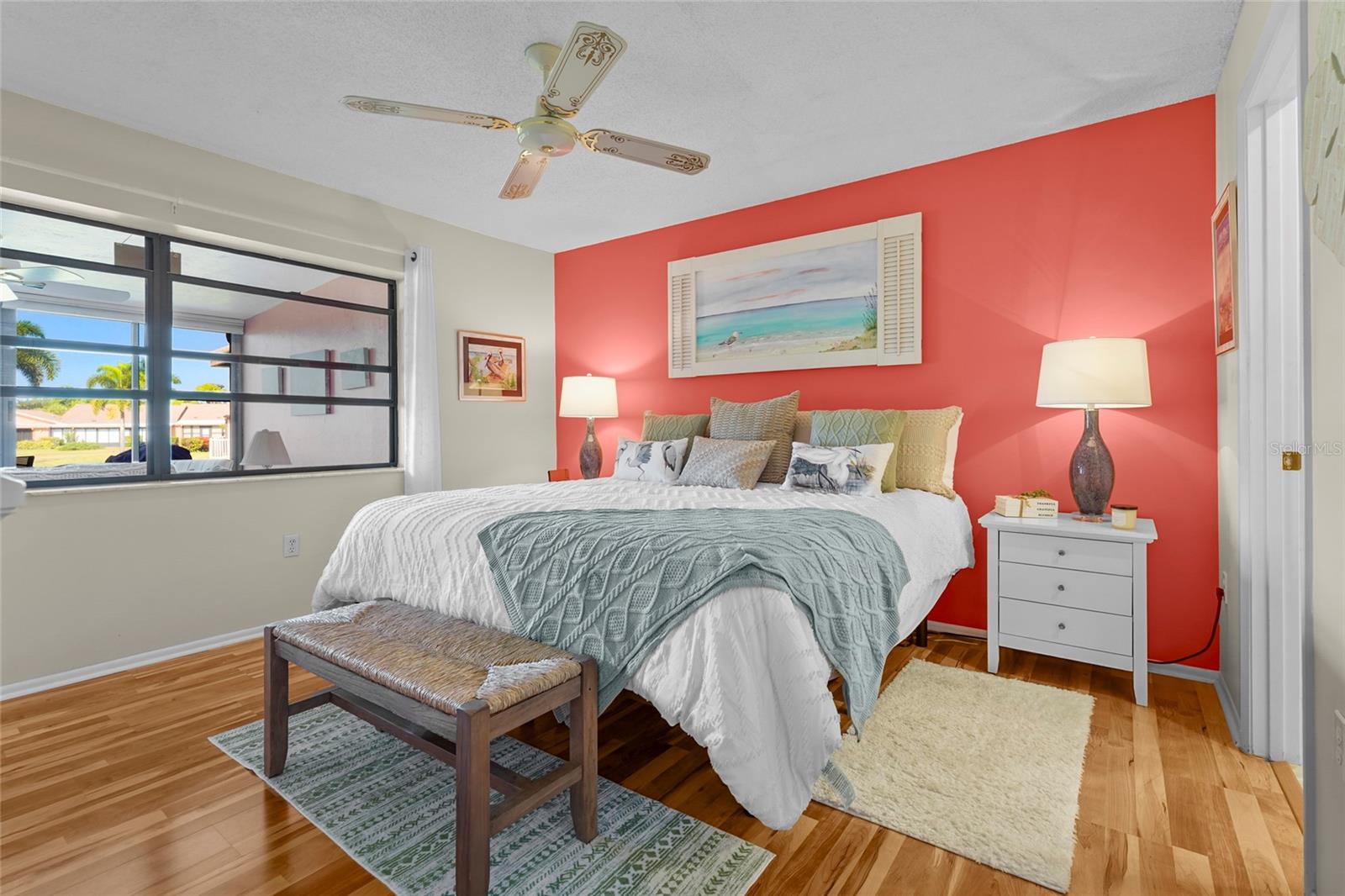 Image 5 of 64 For 6104 29th Avenue W 1