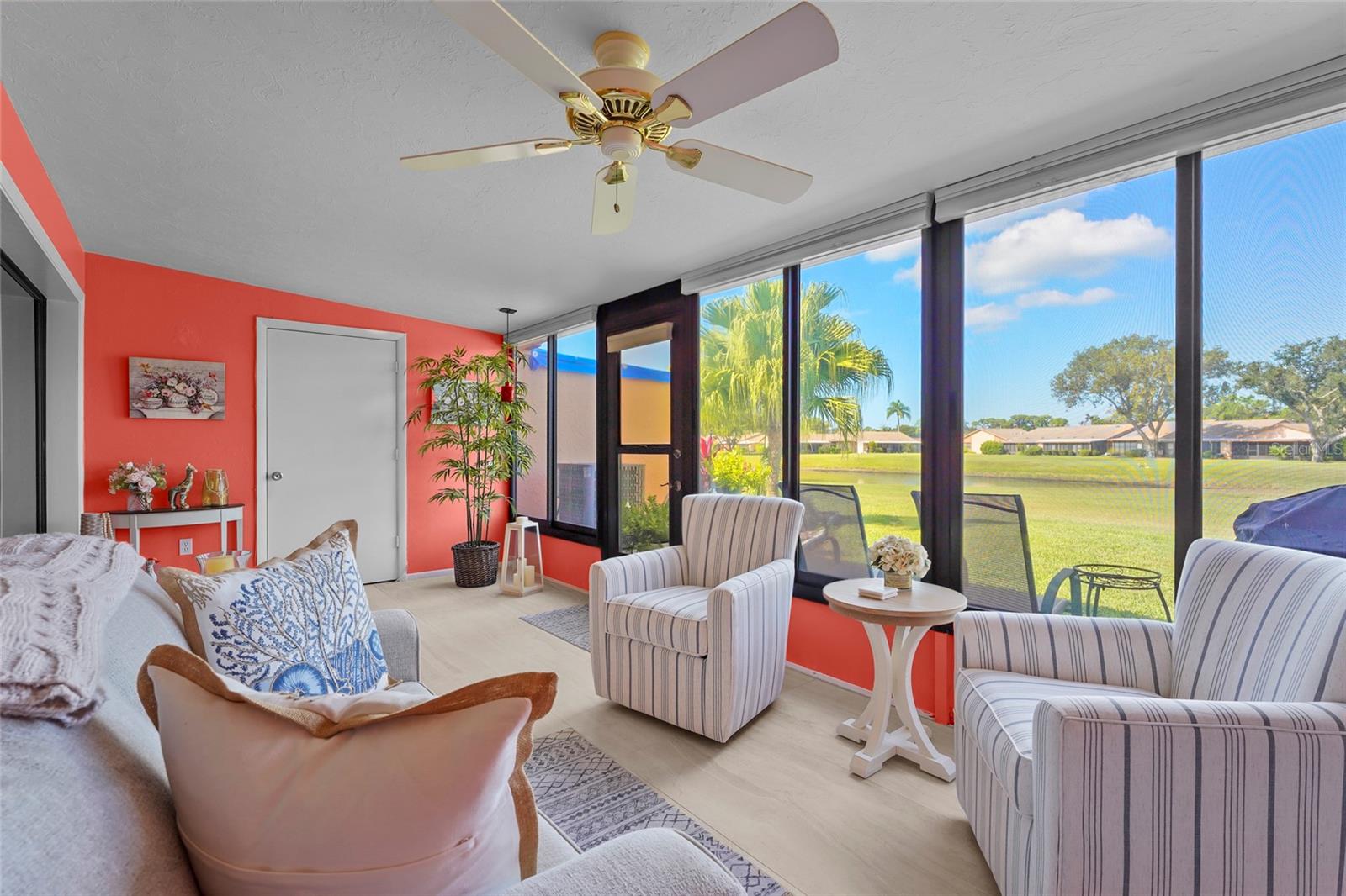 Image 9 of 64 For 6104 29th Avenue W 1