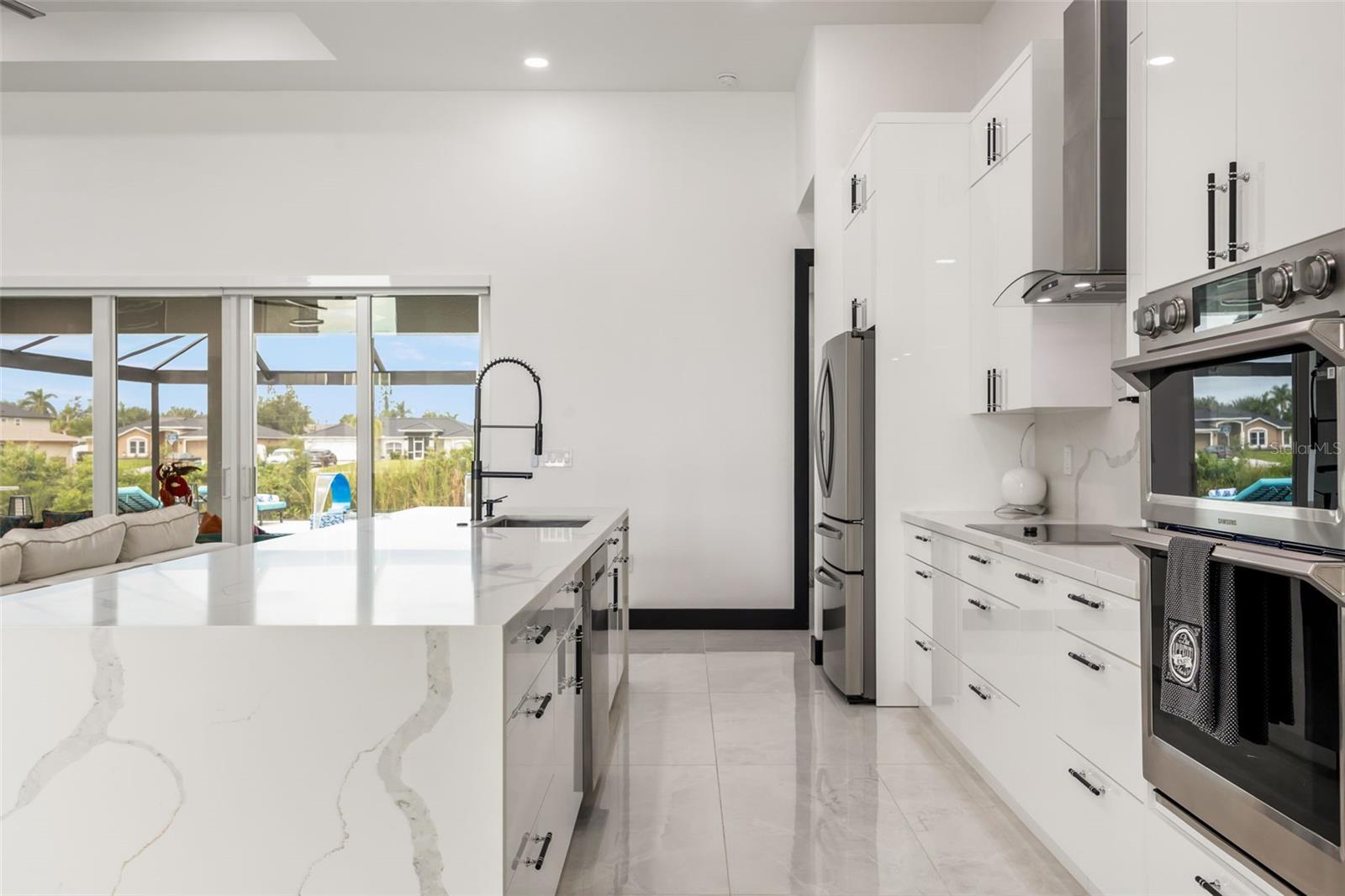 Image 14 of 48 For 1202 11th Place