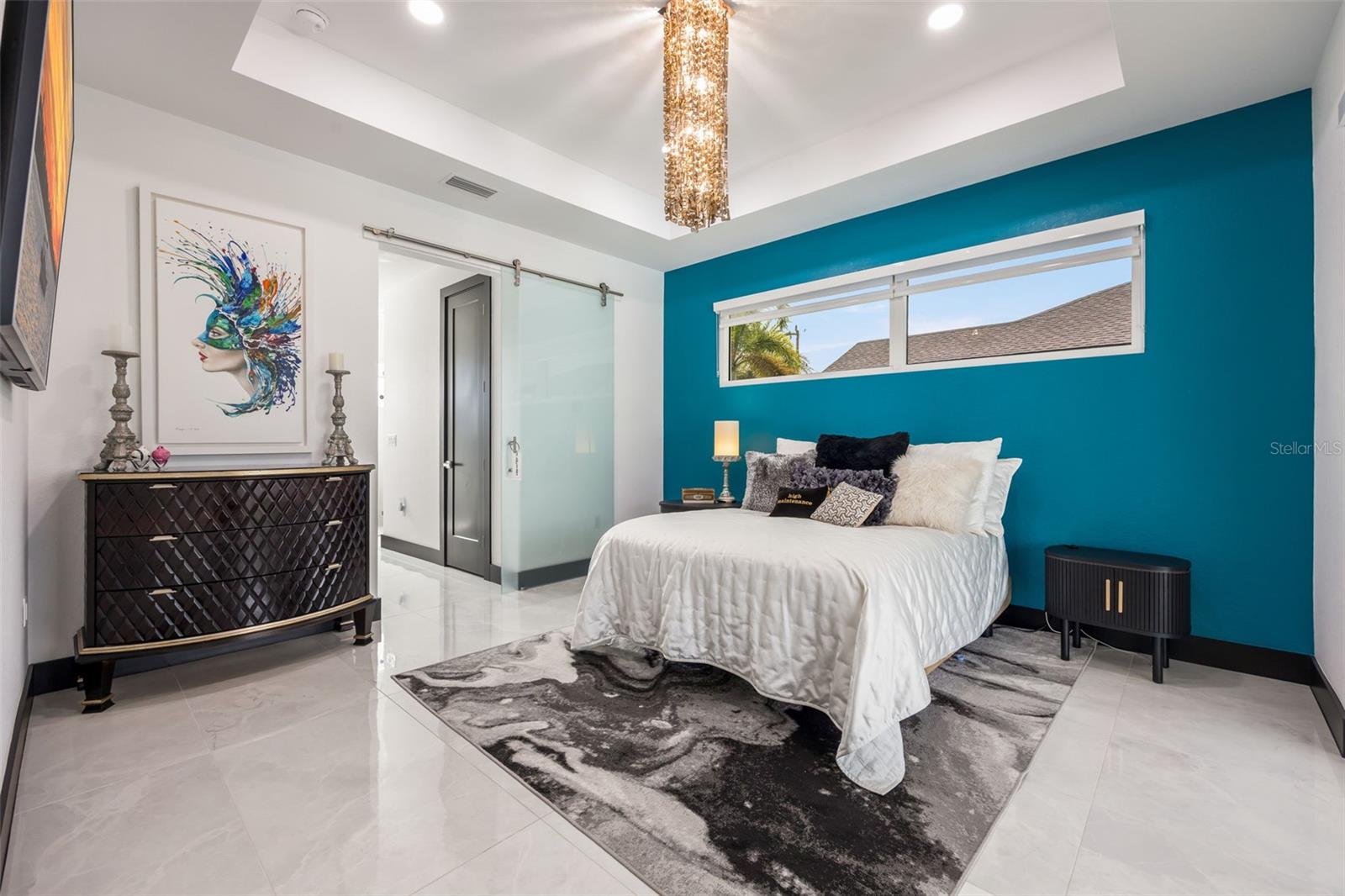 Image 17 of 48 For 1202 11th Place