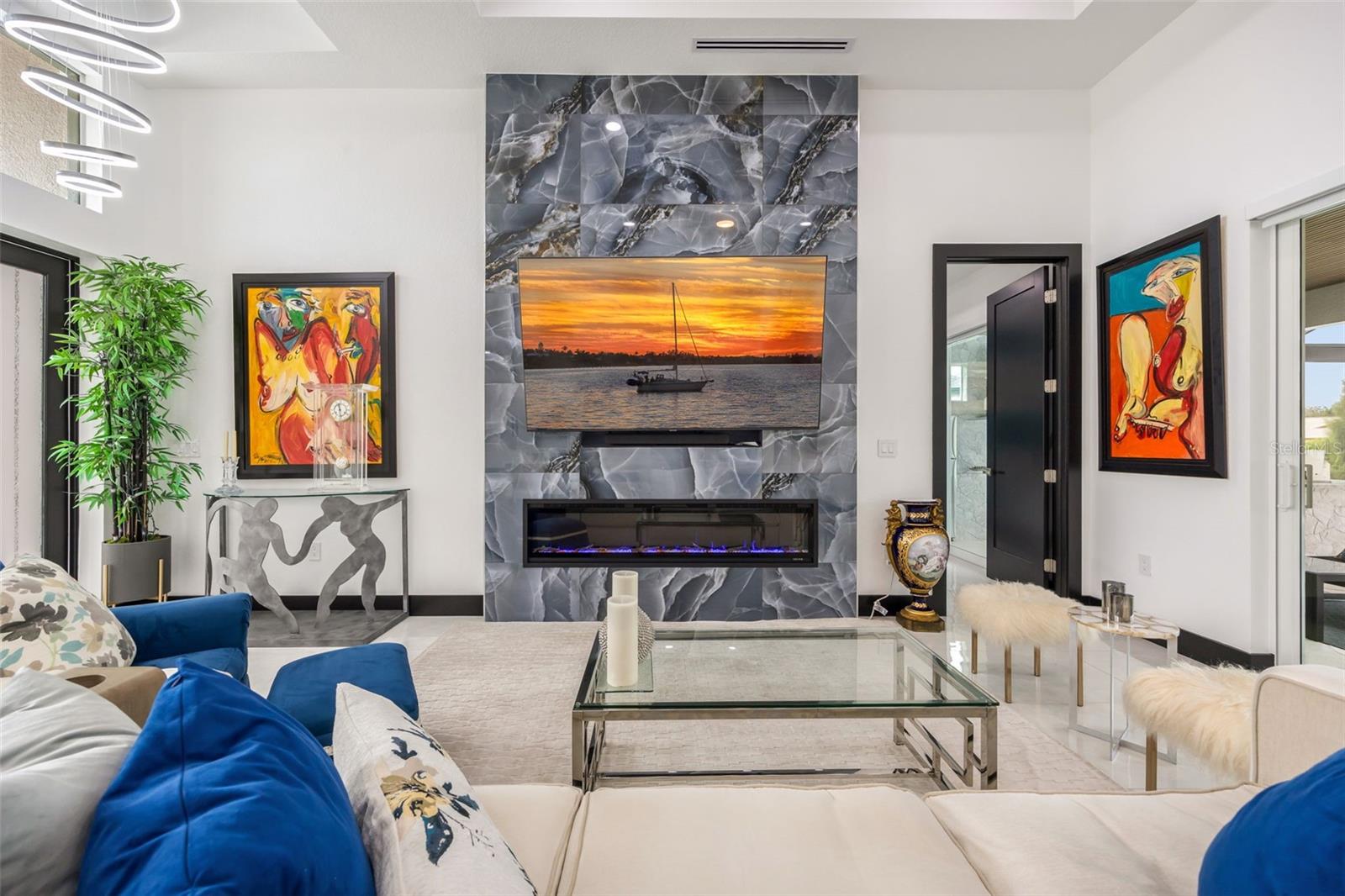 Image 7 of 48 For 1202 11th Place