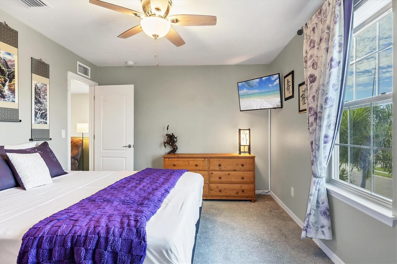 Image 25 of 52 For 6443 Kenava Loop