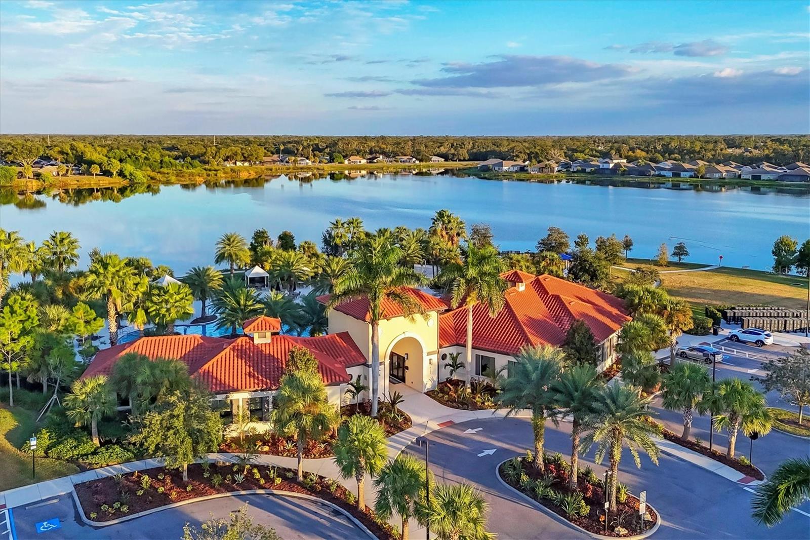 Image 39 of 52 For 6443 Kenava Loop