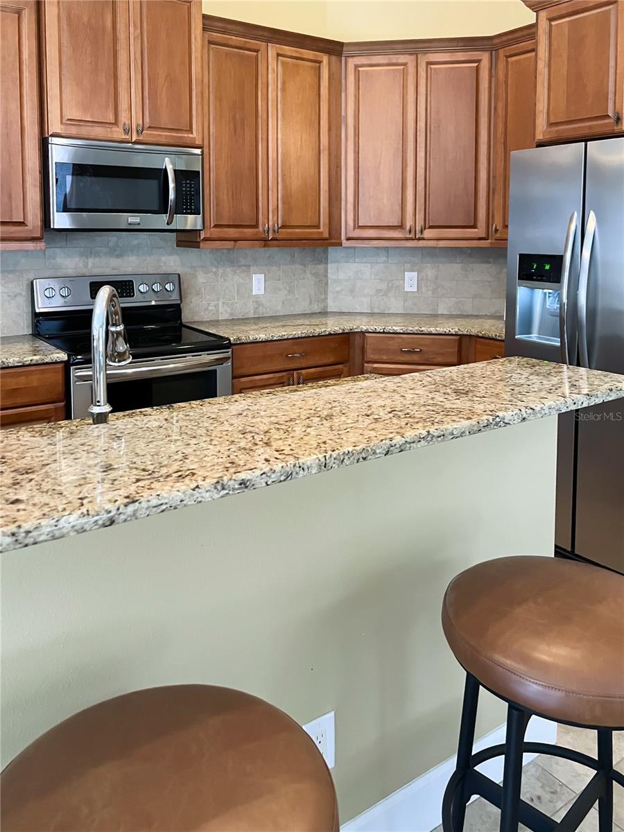 Image 14 of 36 For 4721 Turnberry Circle