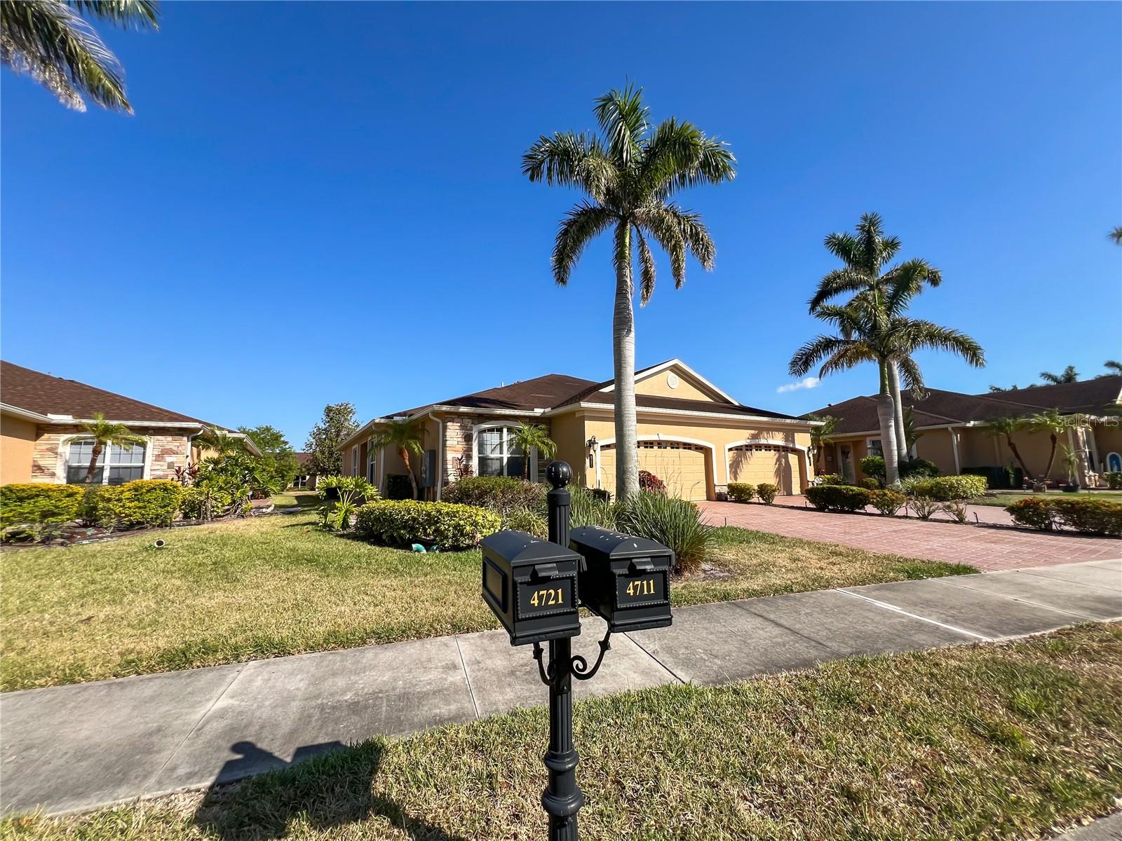 Image 2 of 36 For 4721 Turnberry Circle