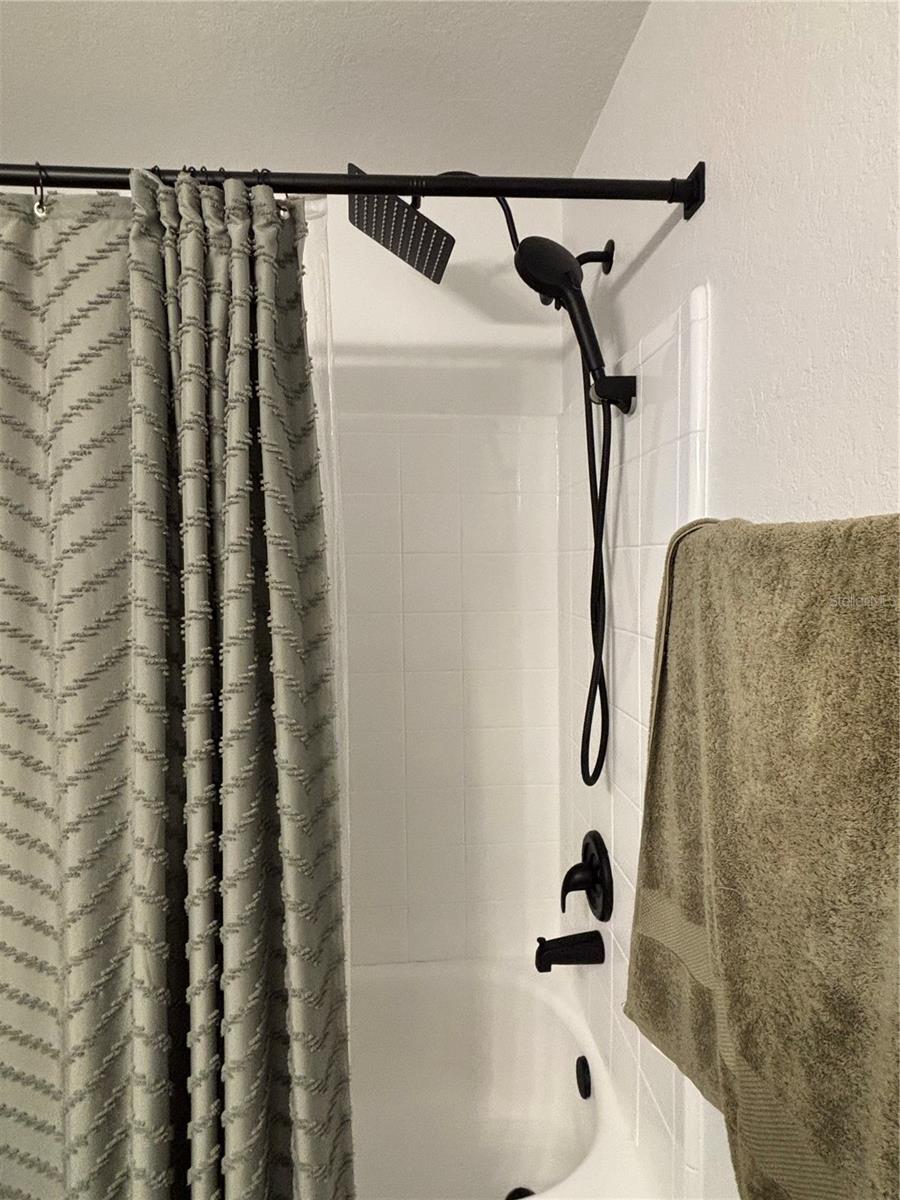 Image 10 of 13 For 8809 Manor Loop 202