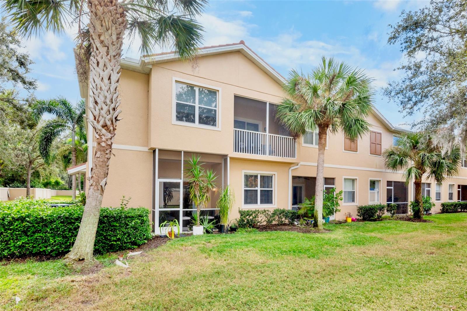 Image 4 of 32 For 3537 Parkridge Circle 15-106