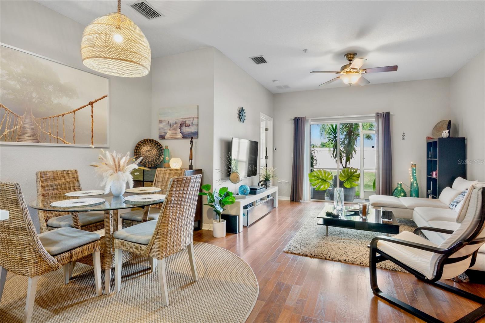 Image 5 of 32 For 3537 Parkridge Circle 15-106