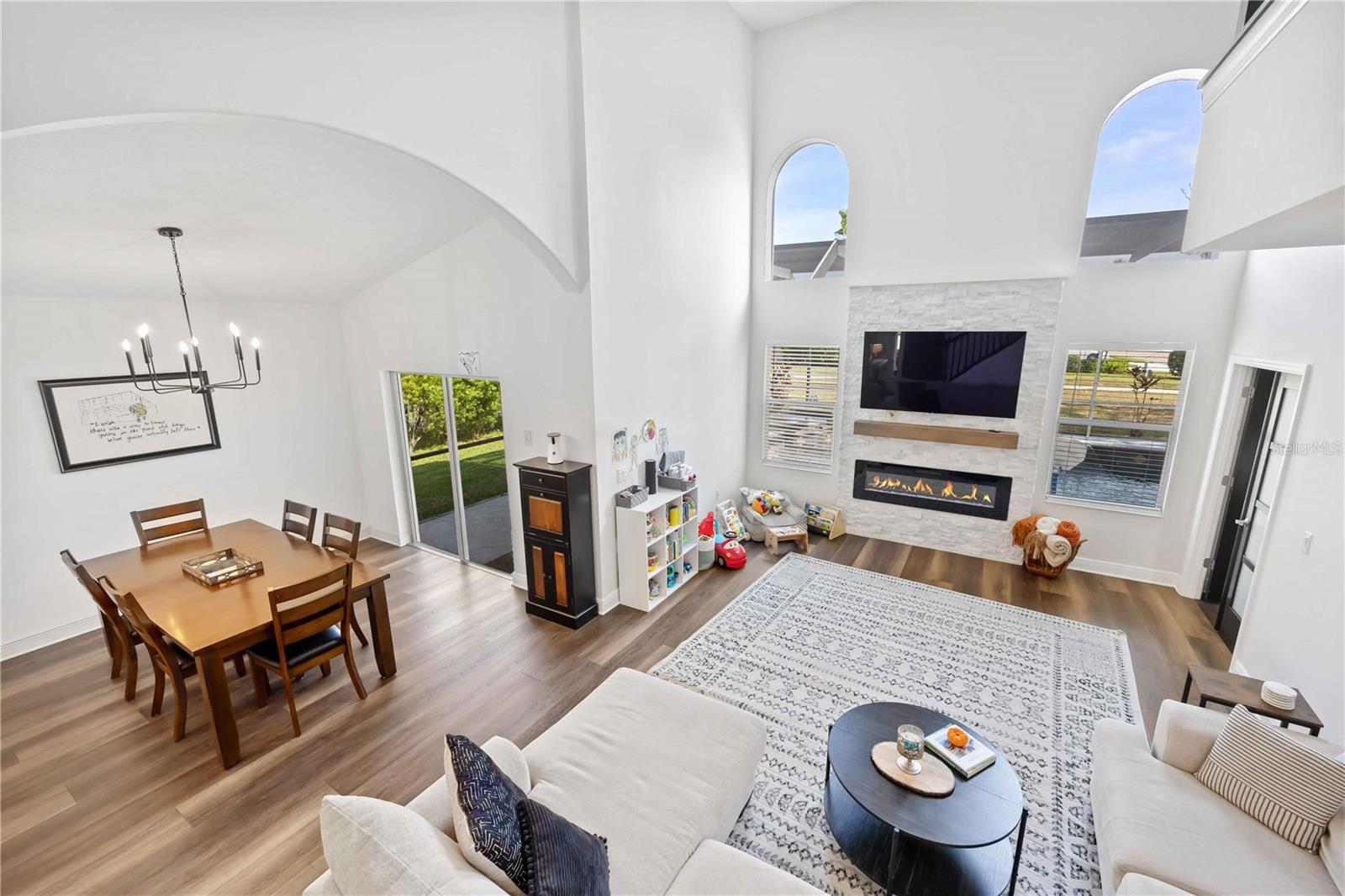 Image 11 of 61 For 339 Heritage Isles Way