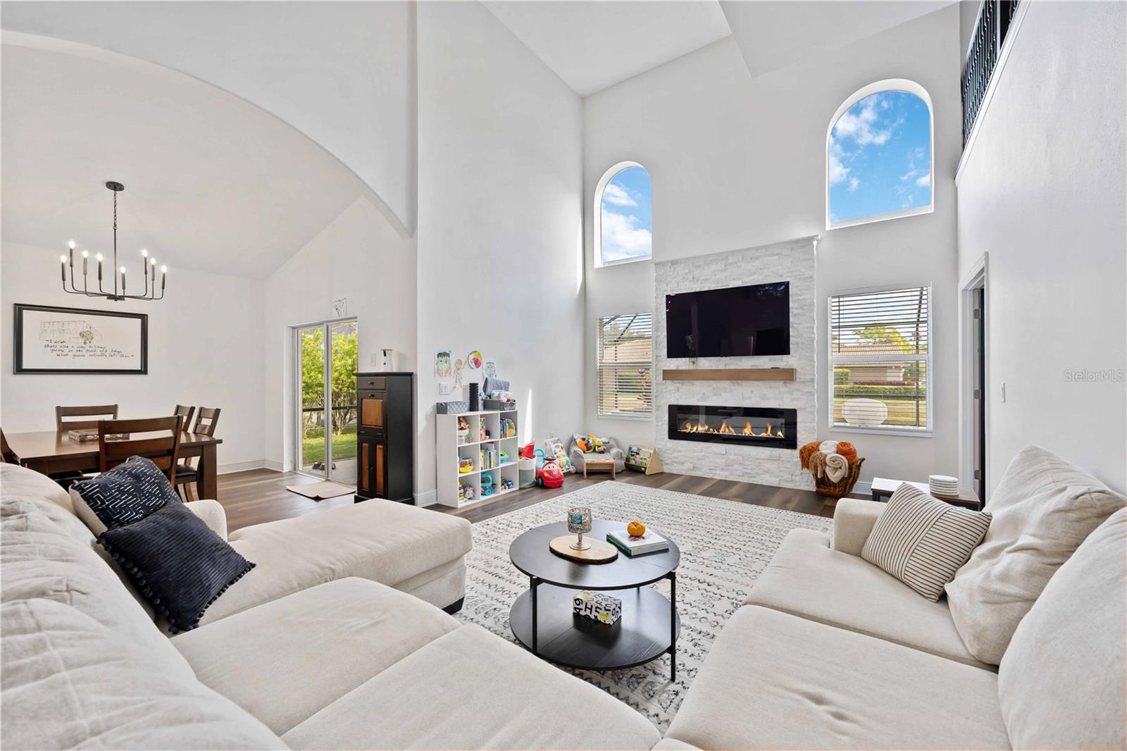 Image 8 of 61 For 339 Heritage Isles Way