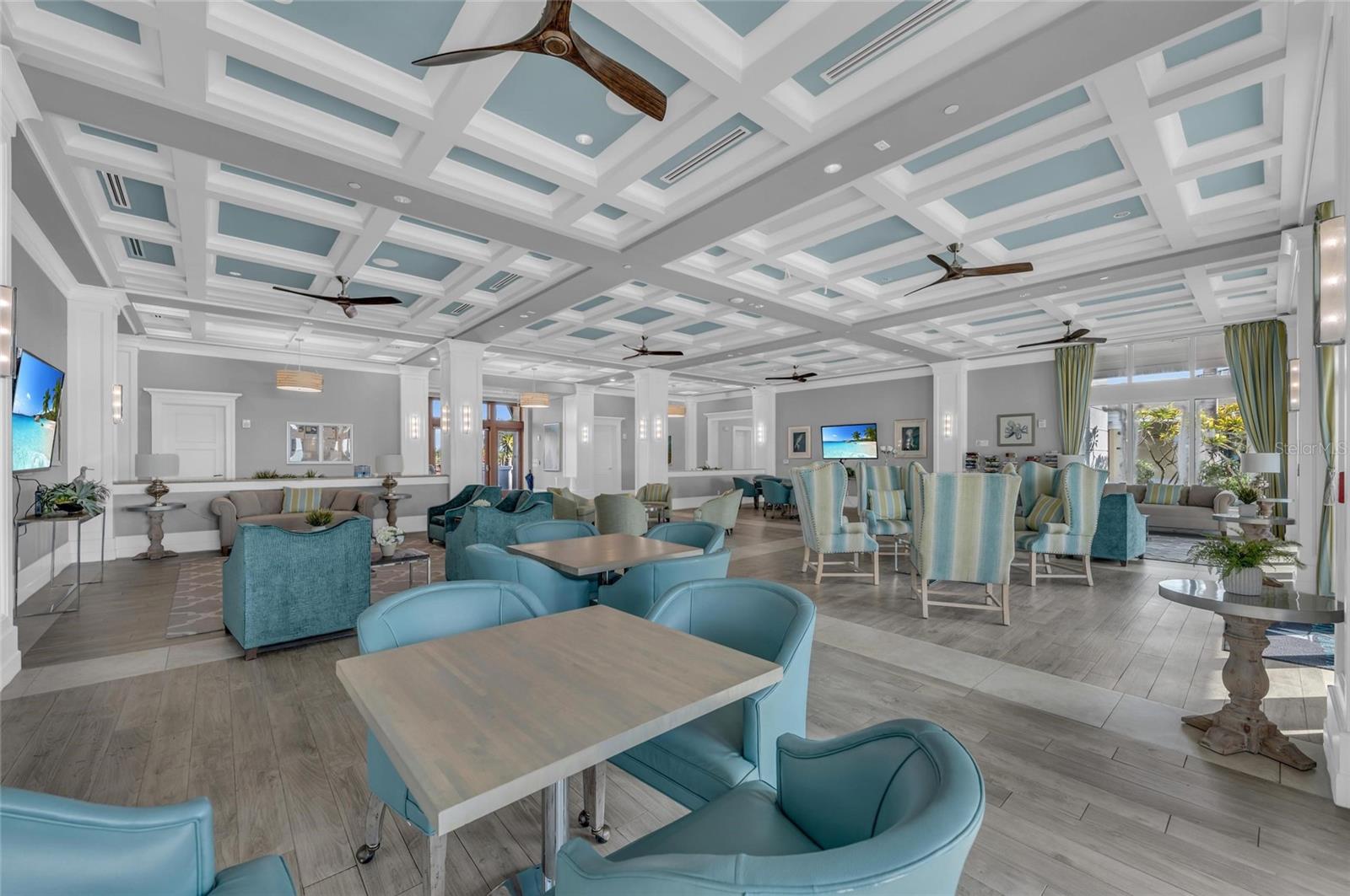 Image 66 of 100 For 315 Sapphire Lake Drive 201