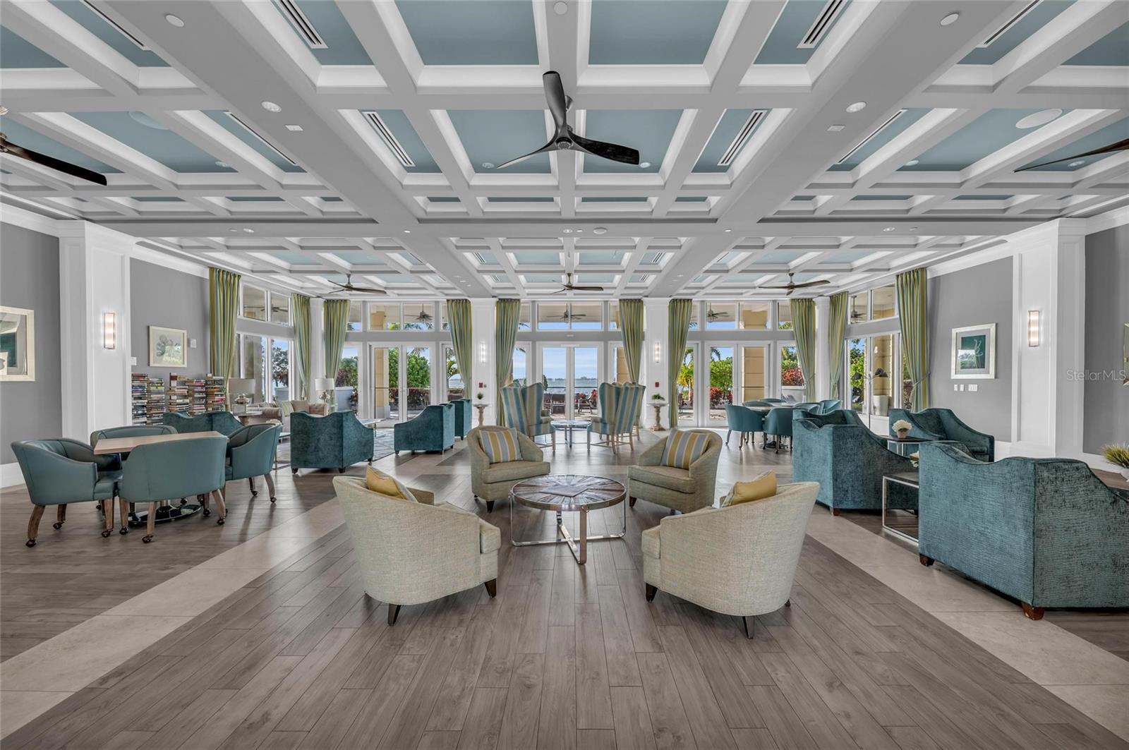 Image 67 of 100 For 315 Sapphire Lake Drive 201