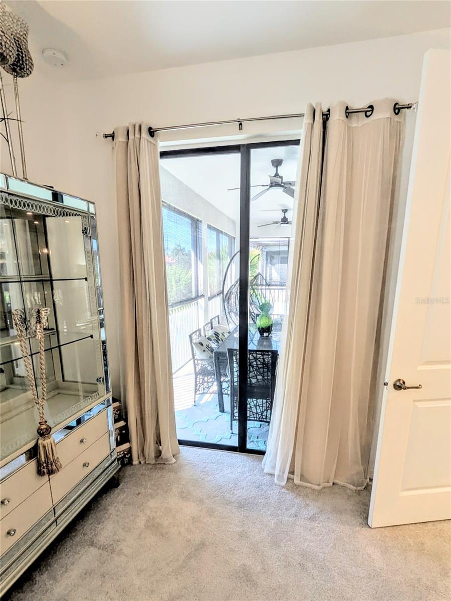 Image 17 of 49 For 5639 Honore Avenue 222