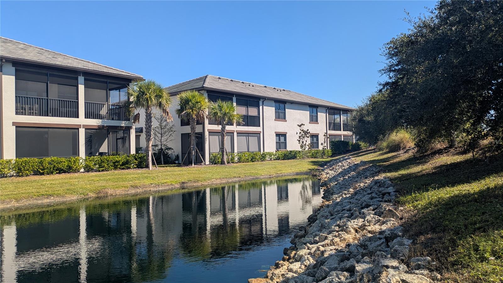 Image 44 of 49 For 5639 Honore Avenue 222