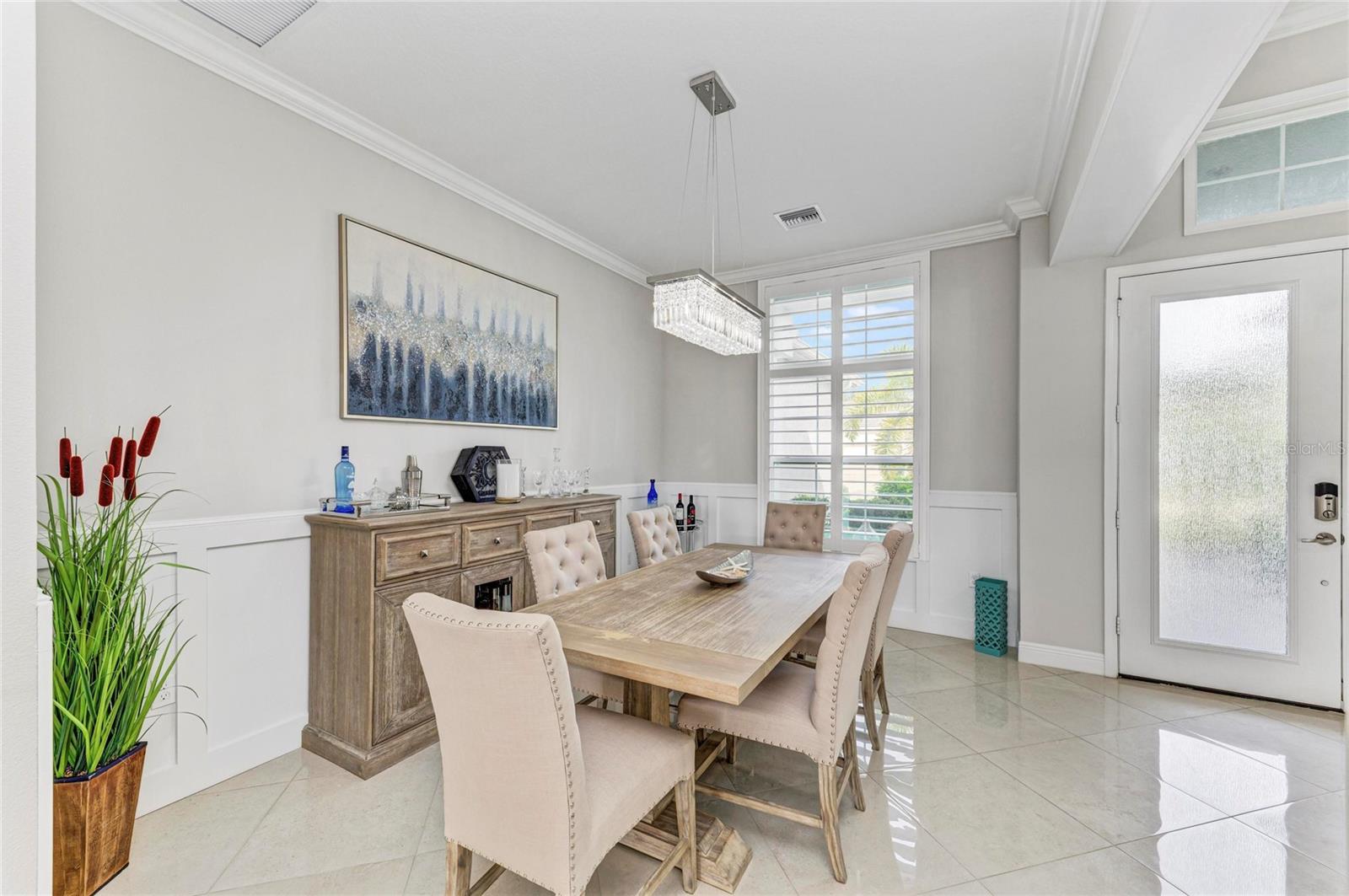 Image 15 of 85 For 7129 Ryedale Court