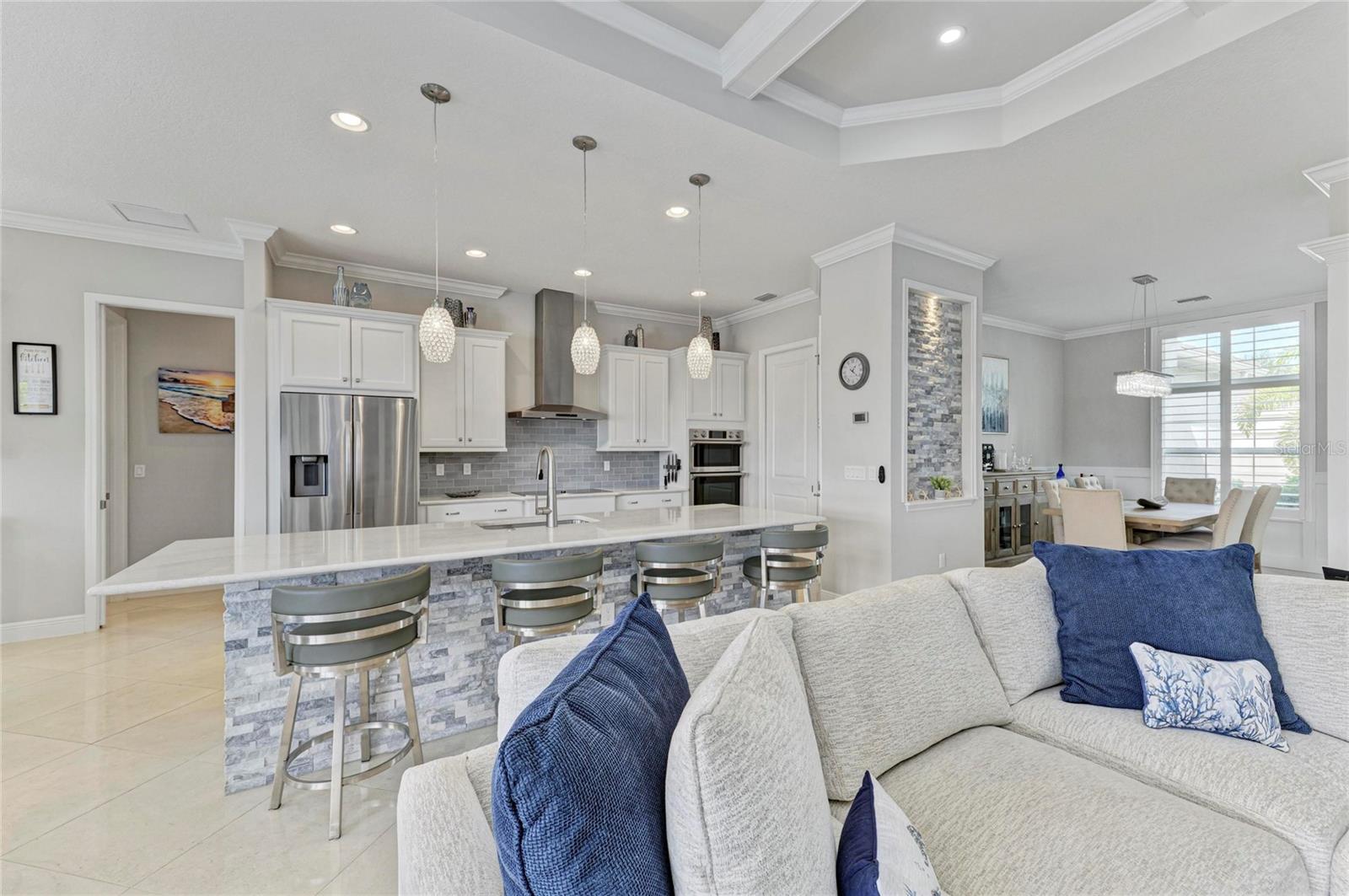 Image 22 of 85 For 7129 Ryedale Court