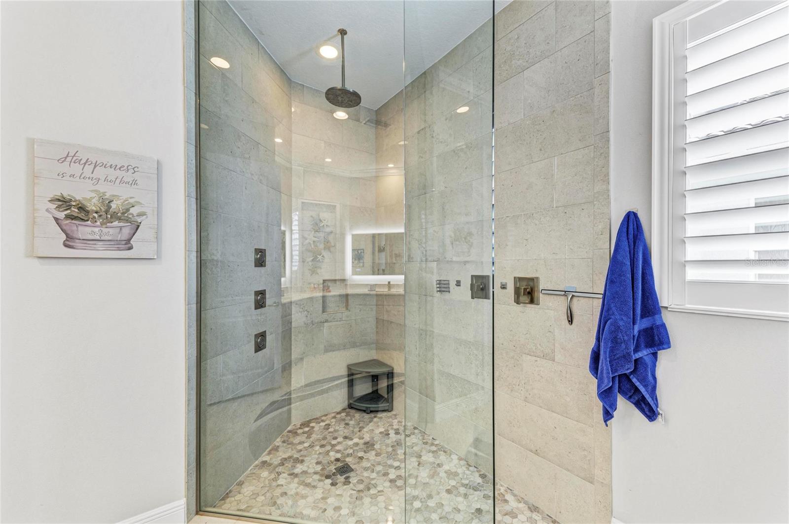 Image 46 of 85 For 7129 Ryedale Court