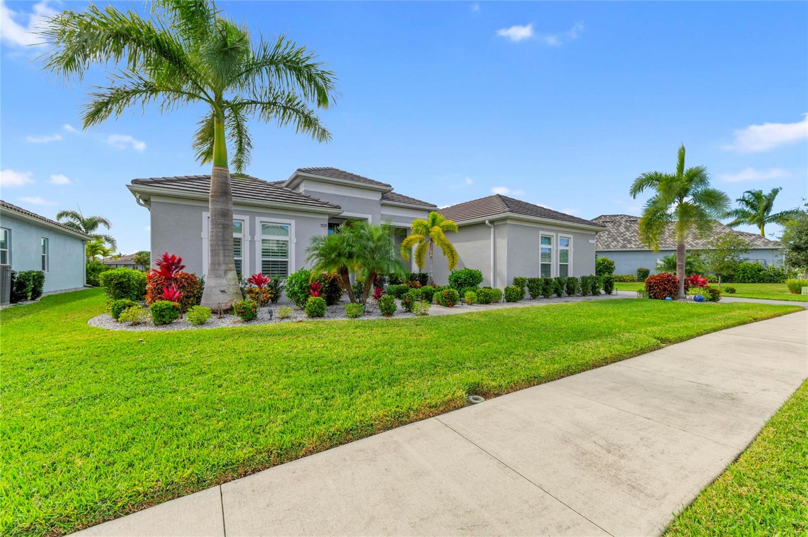 Image 5 of 85 For 7129 Ryedale Court