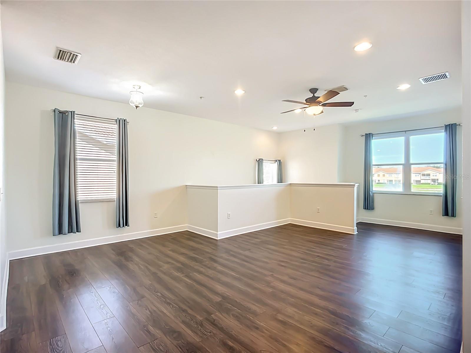 Image 10 of 40 For 3668 Parkridge Circle 28-201