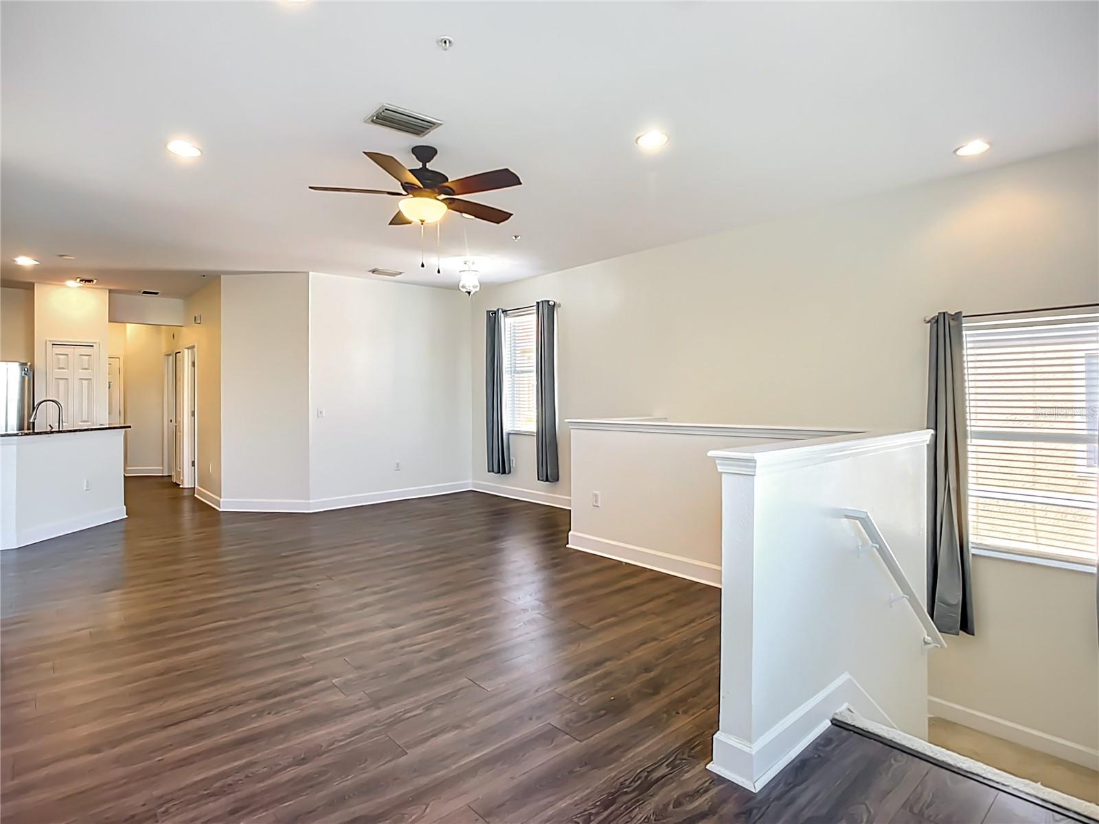 Image 11 of 40 For 3668 Parkridge Circle 28-201