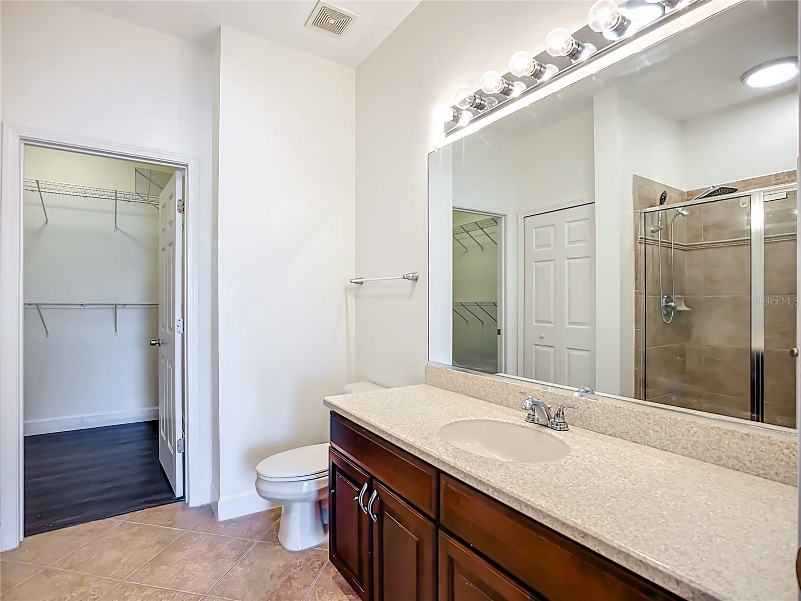 Image 20 of 40 For 3668 Parkridge Circle 28-201