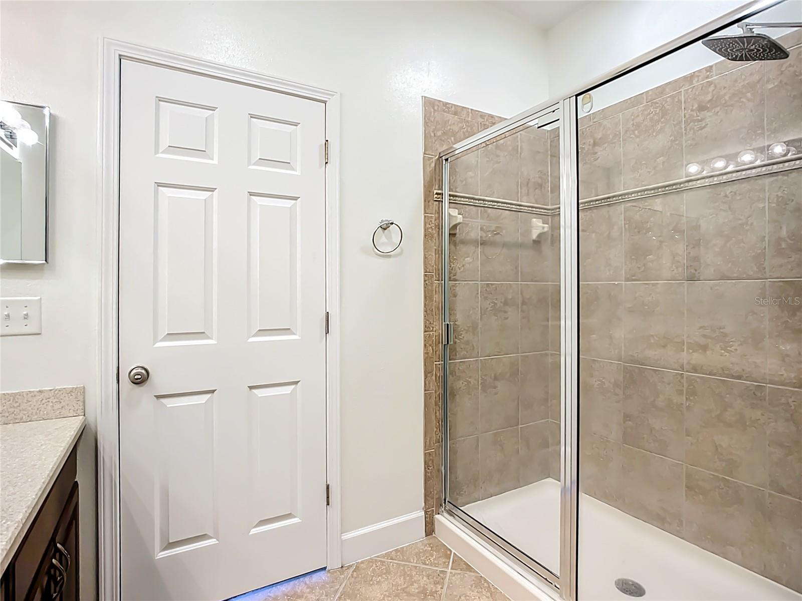 Image 23 of 40 For 3668 Parkridge Circle 28-201