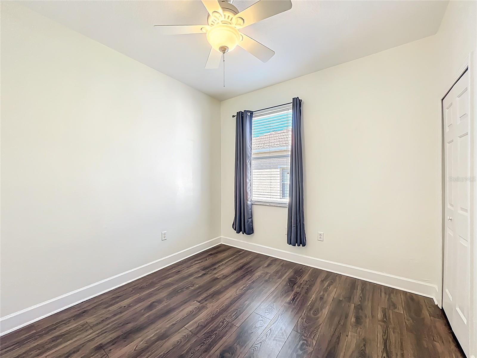 Image 27 of 40 For 3668 Parkridge Circle 28-201