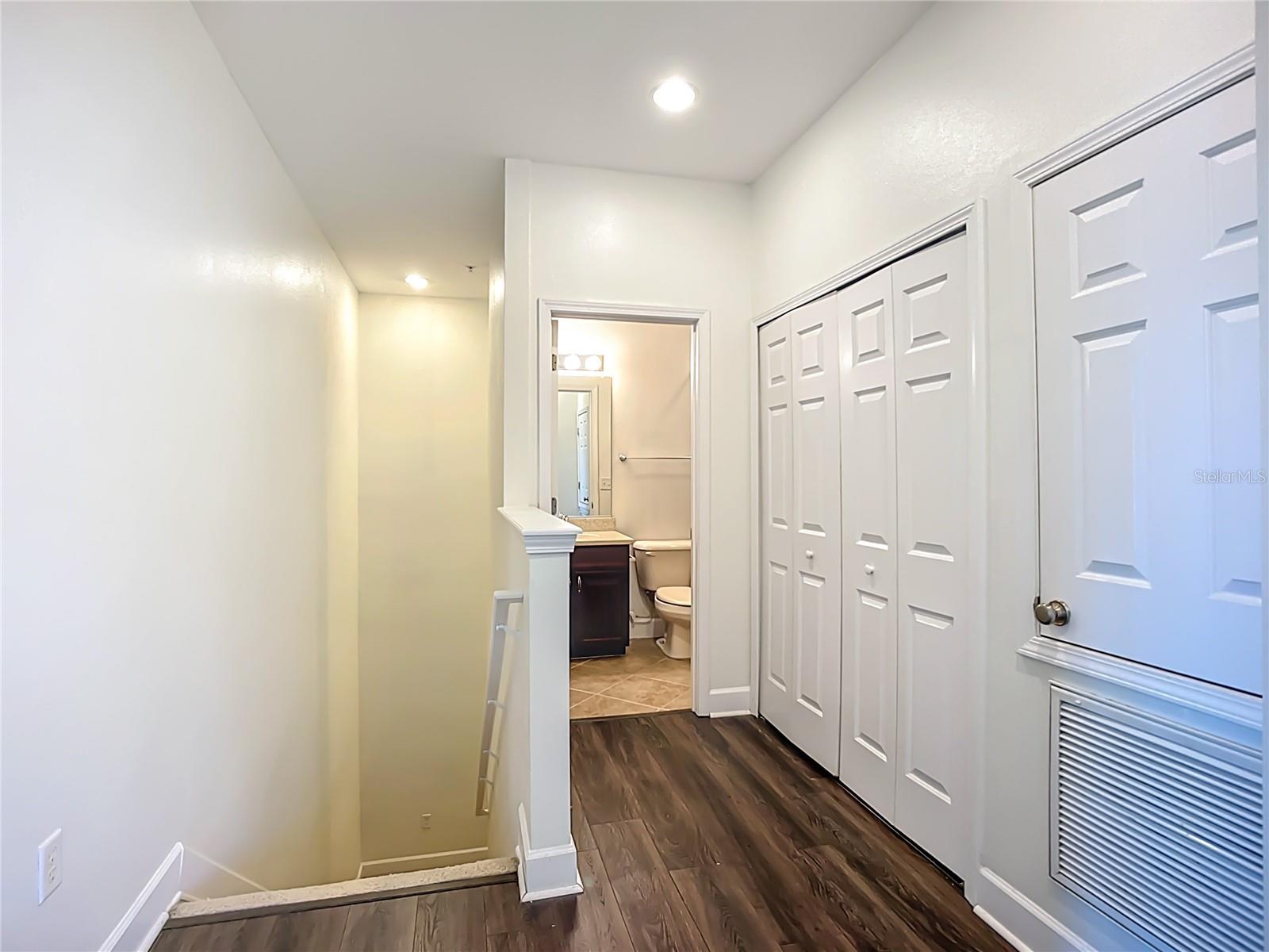 Image 29 of 40 For 3668 Parkridge Circle 28-201