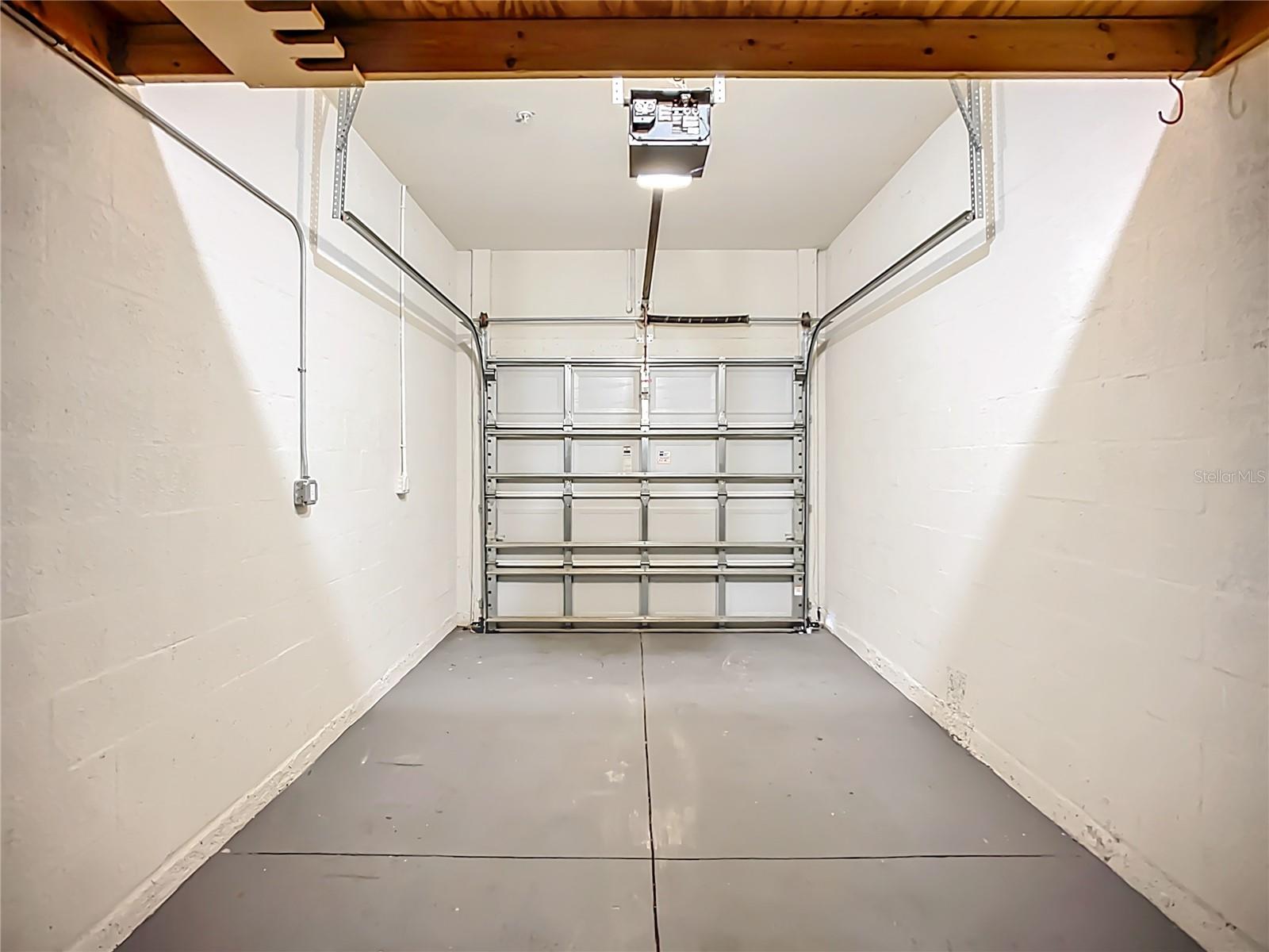 Image 34 of 40 For 3668 Parkridge Circle 28-201