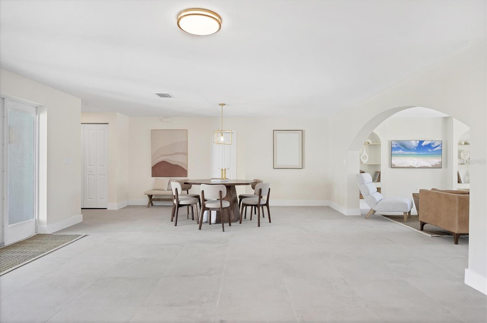 Image 17 of 40 For 3314 Jaffa Drive