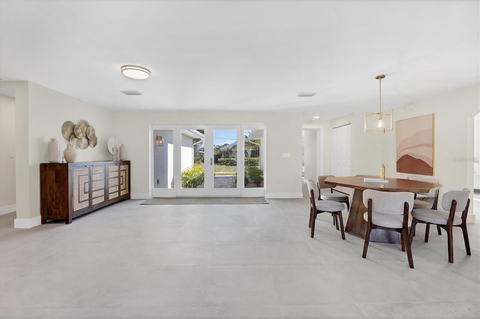 Image 18 of 40 For 3314 Jaffa Drive