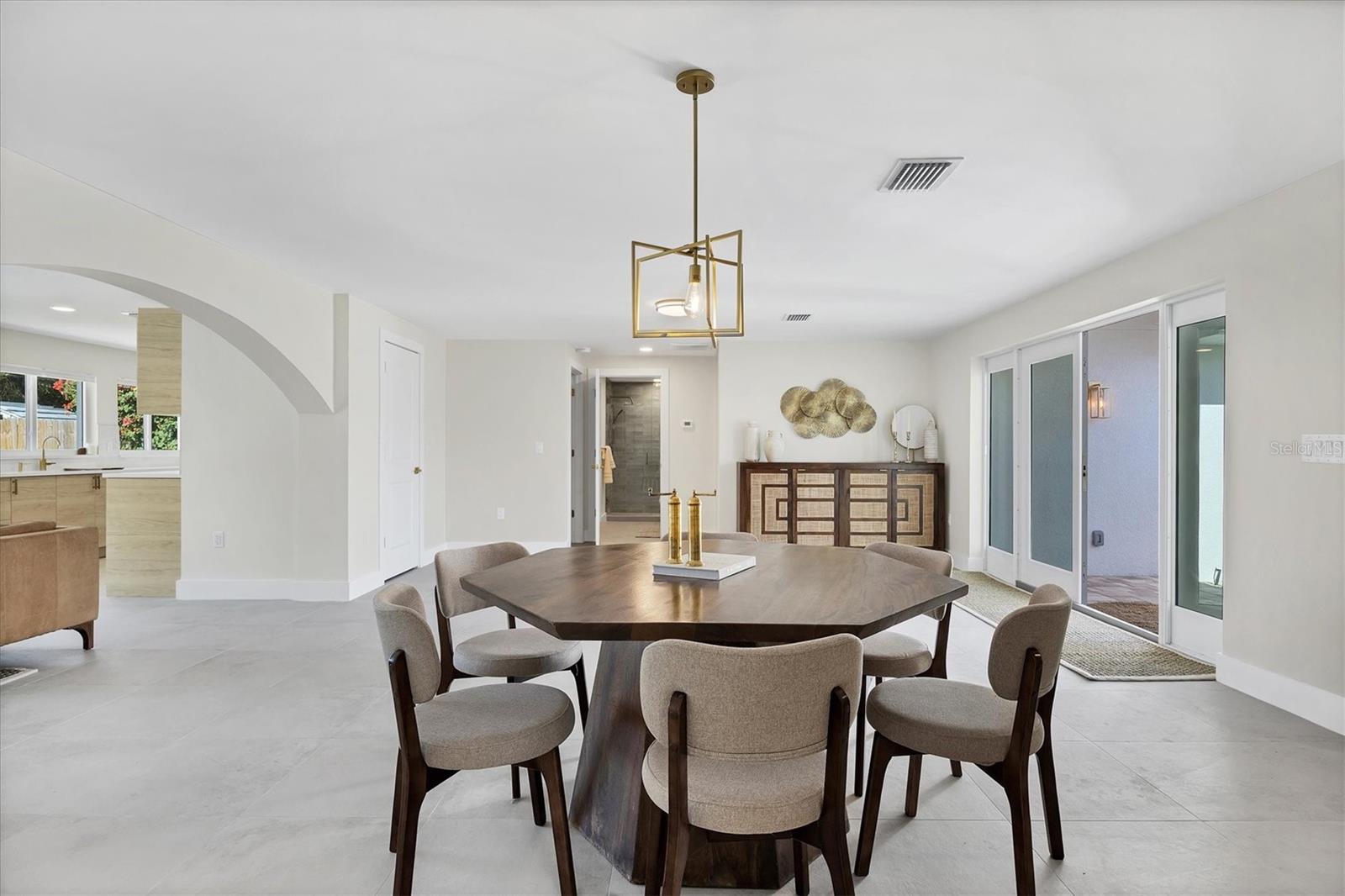 Image 19 of 40 For 3314 Jaffa Drive