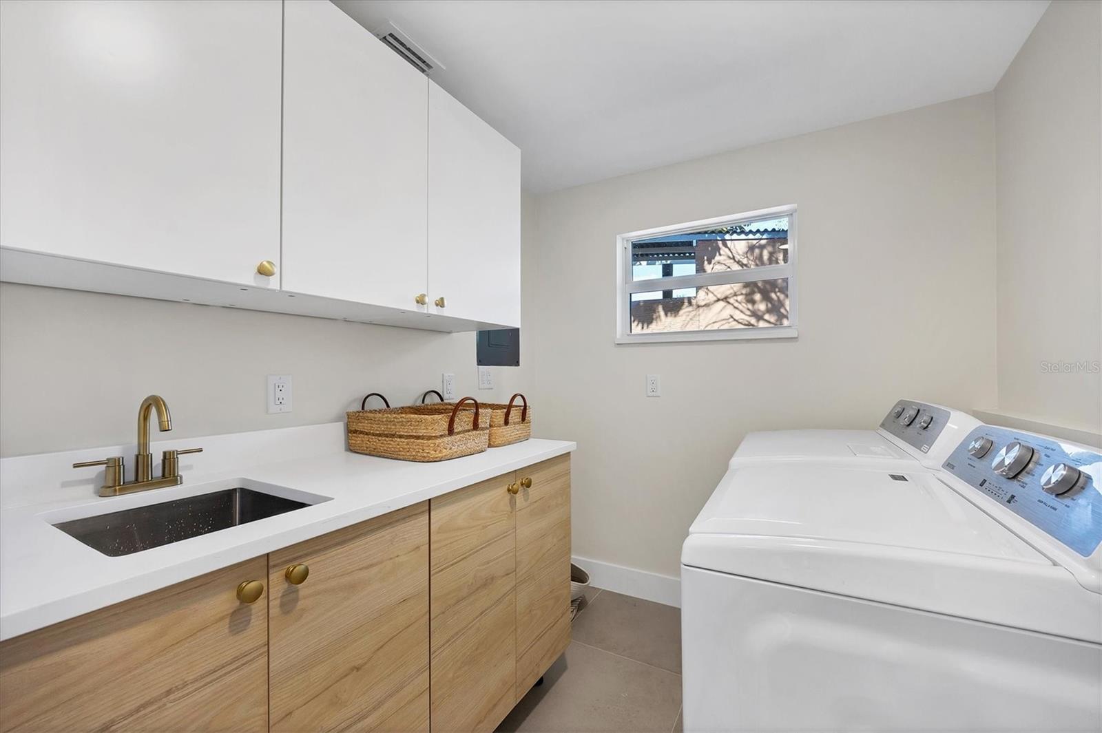 Image 35 of 40 For 3314 Jaffa Drive