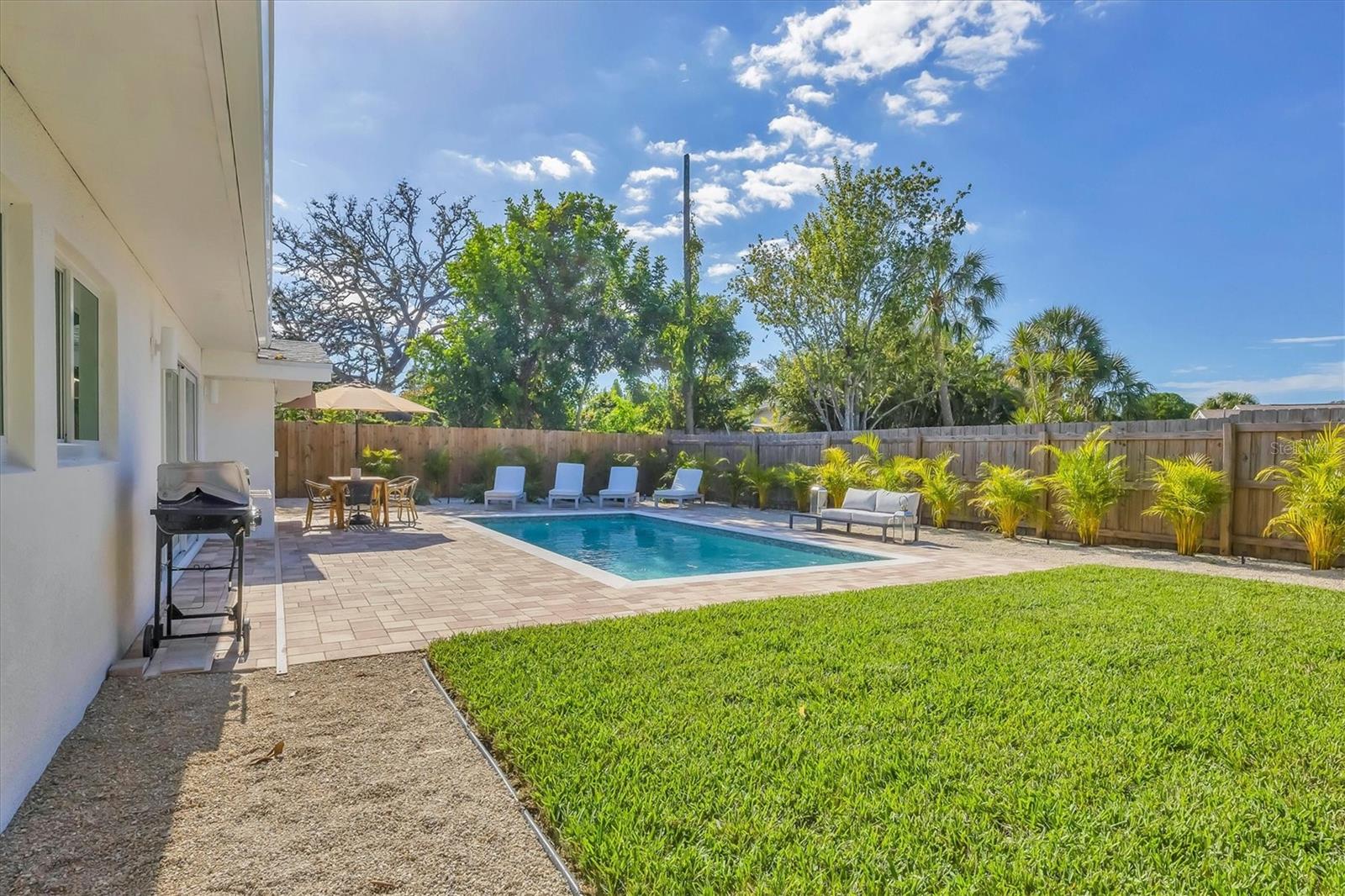 Image 37 of 40 For 3314 Jaffa Drive