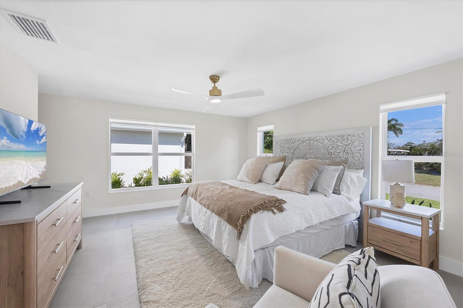 Image 6 of 40 For 3314 Jaffa Drive