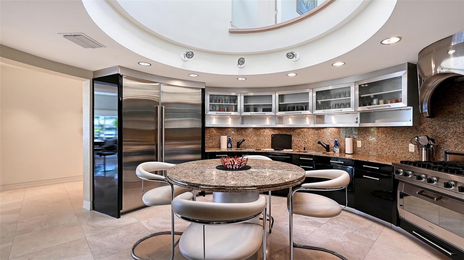 Image 18 of 100 For 510 Harbor Gate Way