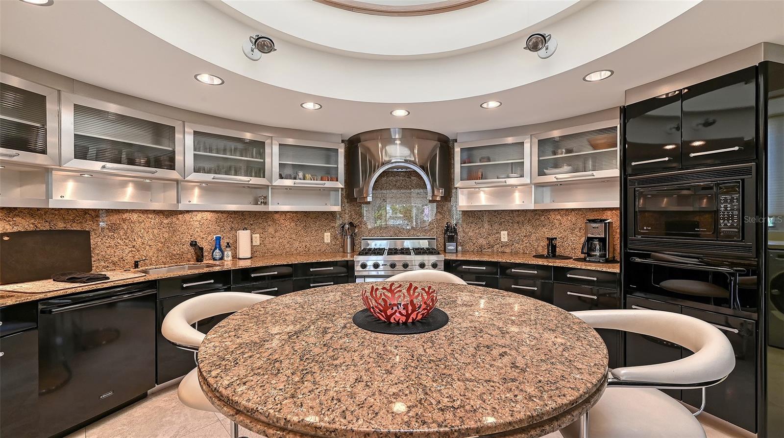 Image 20 of 100 For 510 Harbor Gate Way