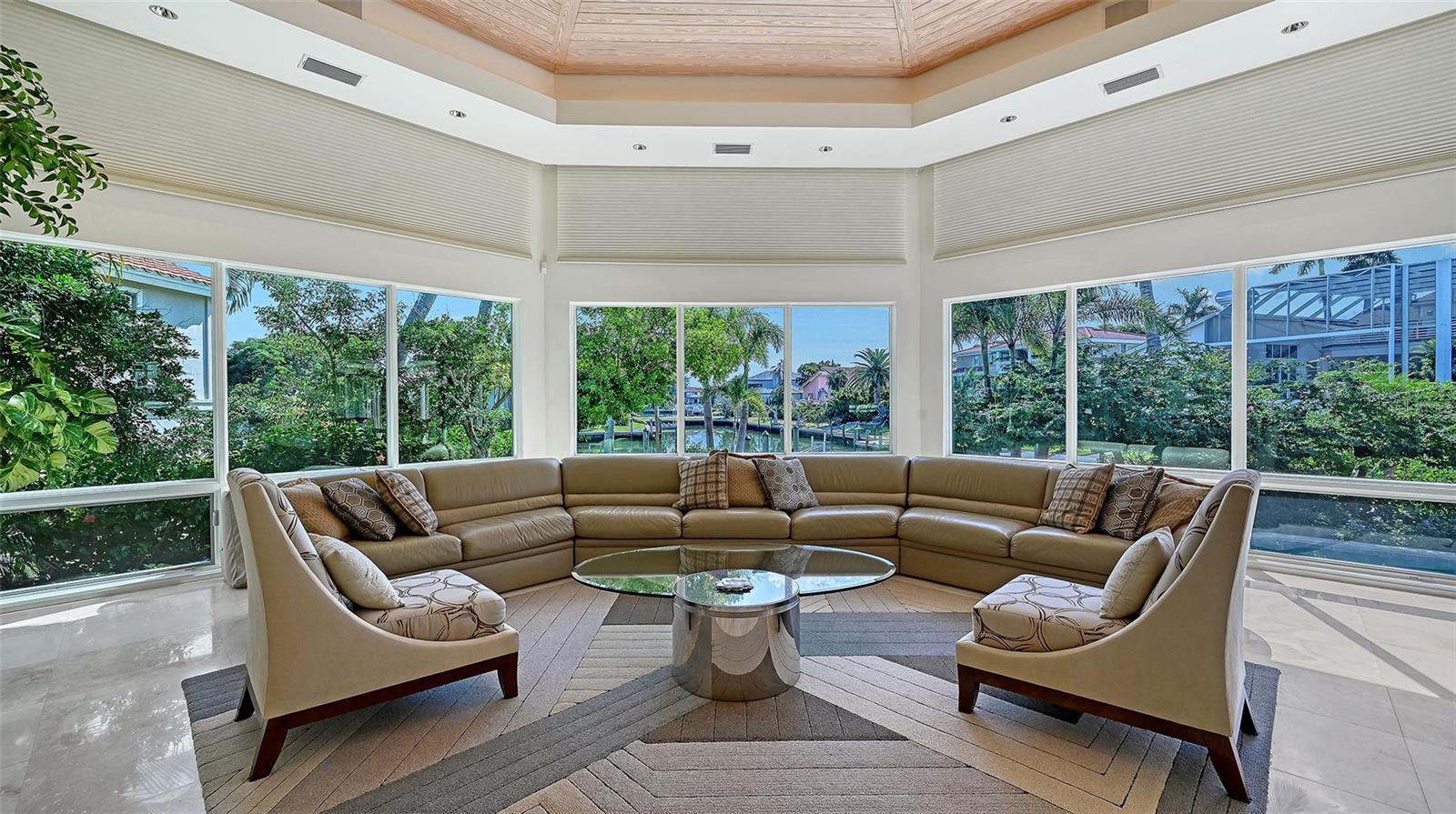 Image 9 of 100 For 510 Harbor Gate Way