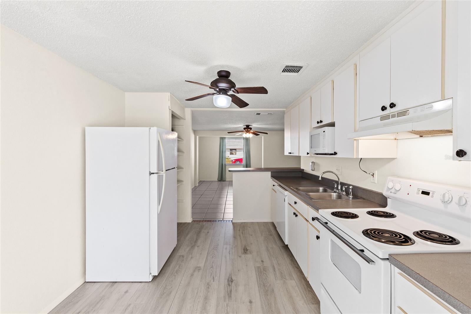 Image 8 of 27 For 4107 78th Street W