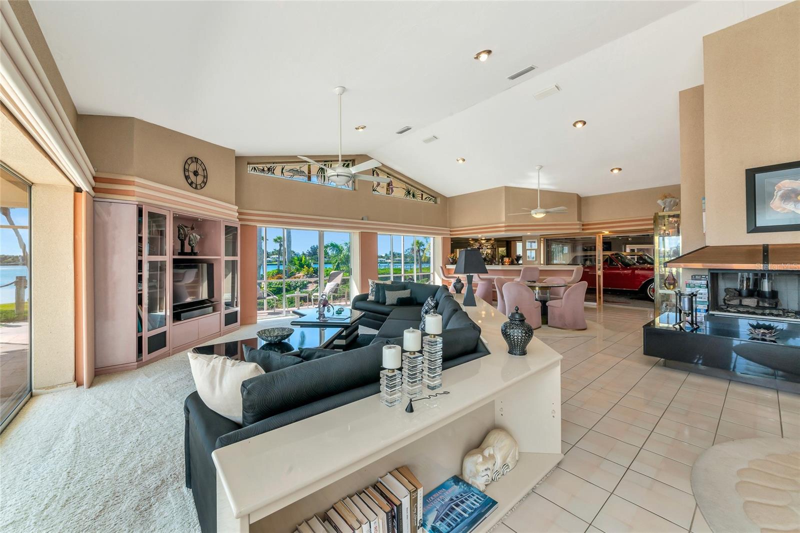 Image 16 of 50 For 431 Yacht Harbor Drive