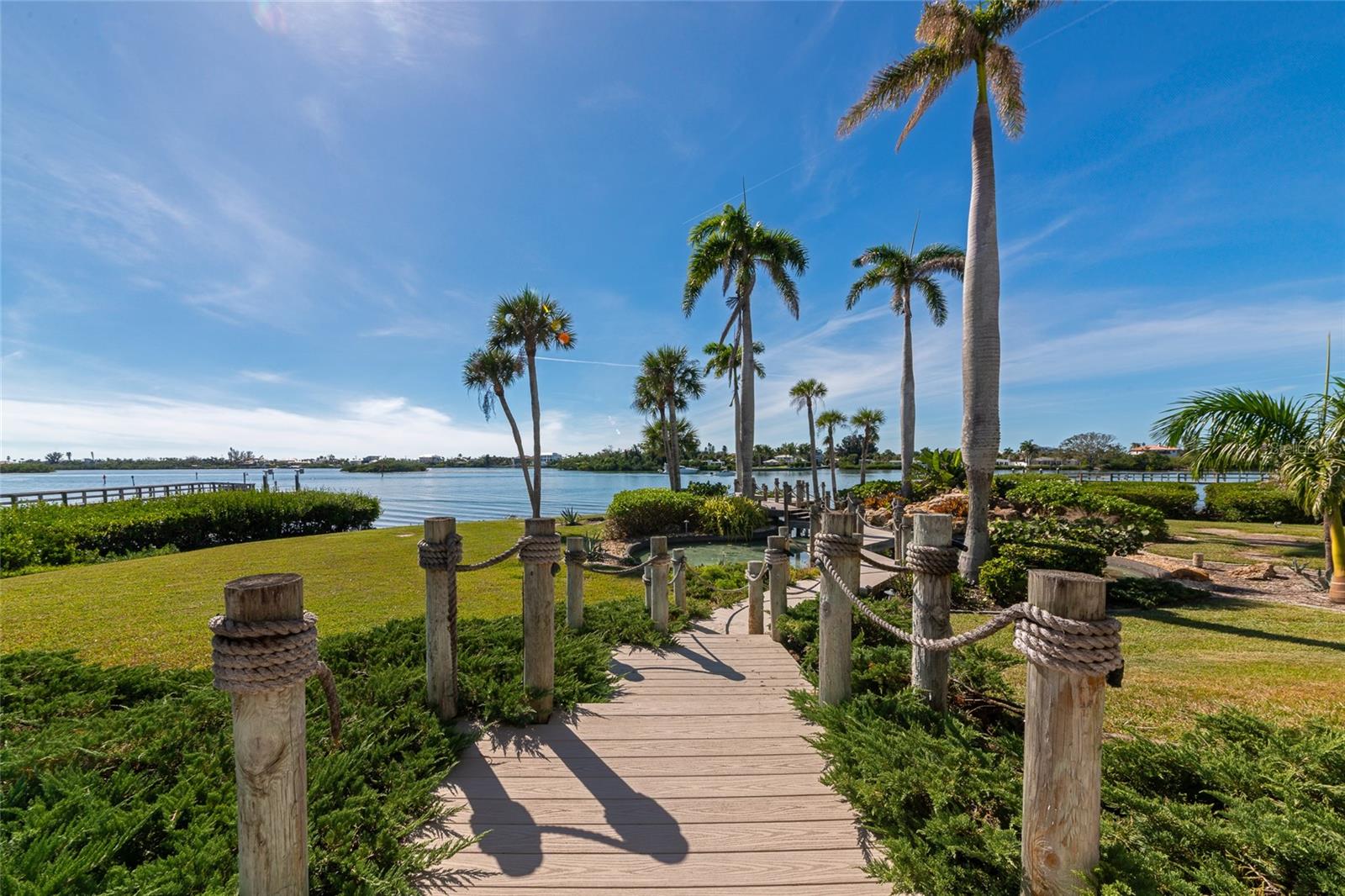 Image 30 of 50 For 431 Yacht Harbor Drive